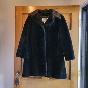 Sharpee Vintage Faux Black Jacket with Brown Collar